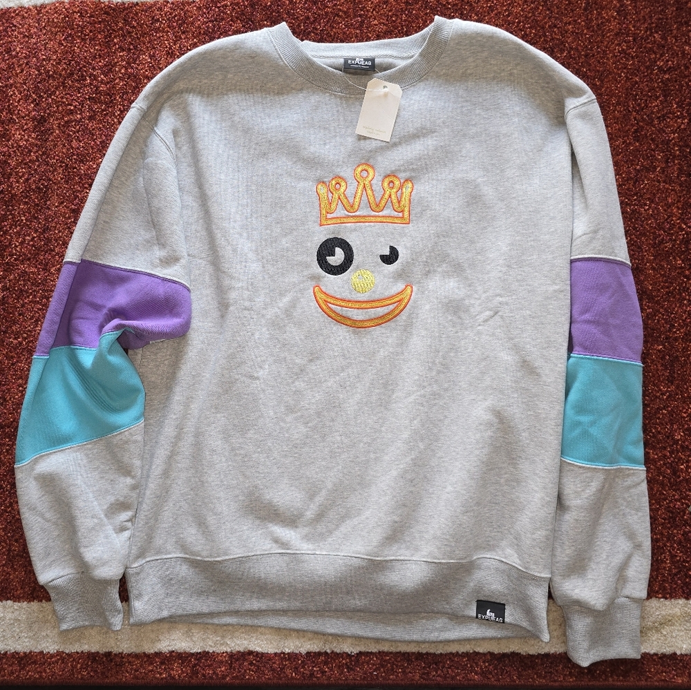 Expueag Size X Large Gray Sweatshirt with Colorful Accents